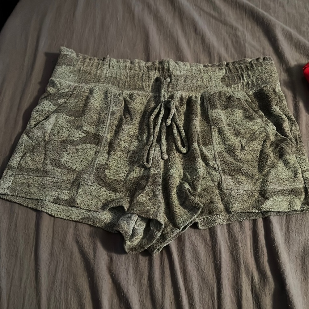 CAMO lounge shorts